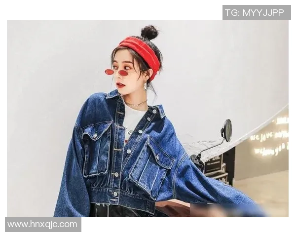 活力街头风格足球星印花长袖展现运动潮流个性魅力搭配首选