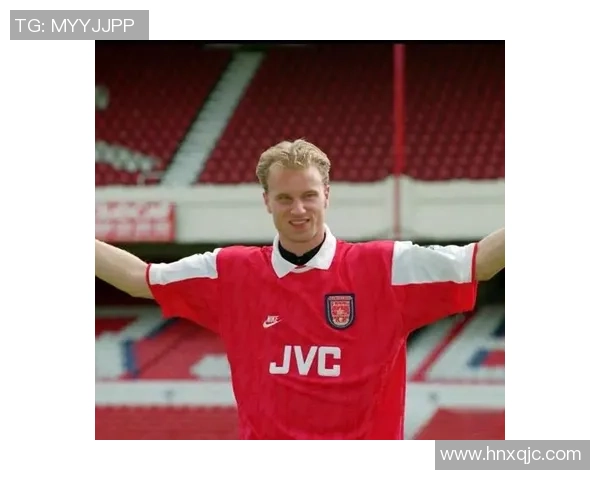 球星12号足球：探秘顶级球员背后不为人知的传奇故事与荣耀时刻