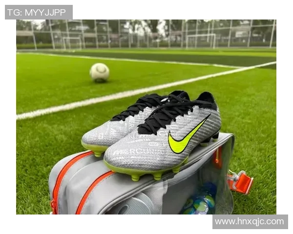 球星是否都穿钢钉足球鞋不同选择背后的原因和影响分析